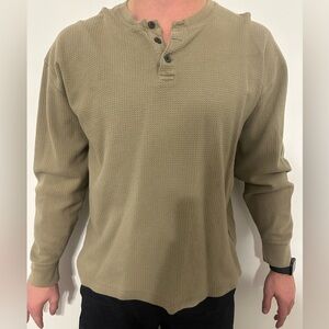 Abercrombie & Fitch army green Henley shirt